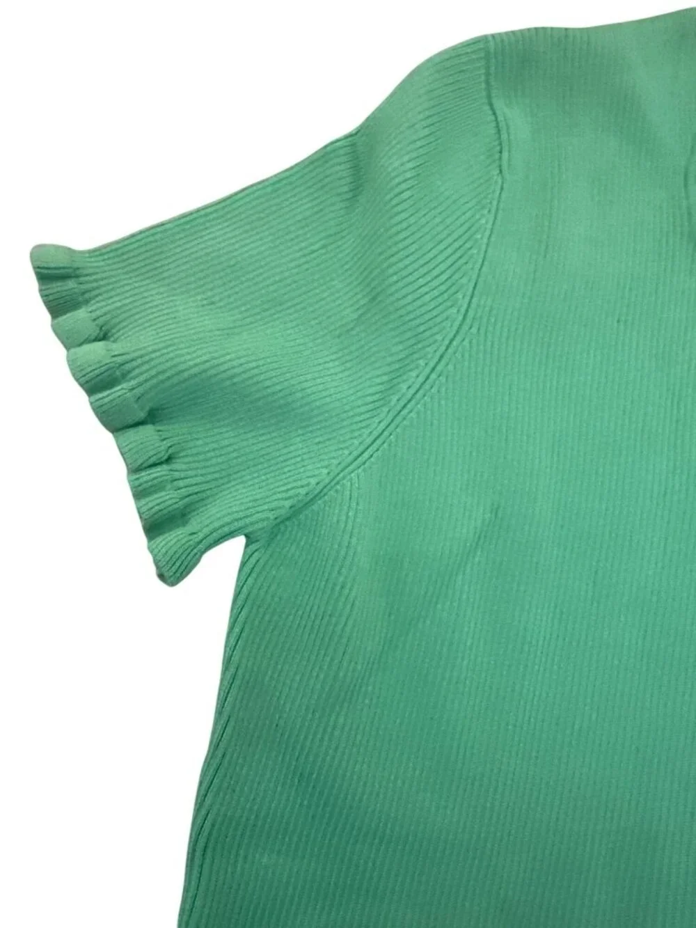 Jones New York Top Shirt L Green Ribbed Short Sleeve Silk Blend Ruffle Sleeve